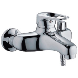 Смеситель F3204 (40мм ванна короткий нос) FRAP